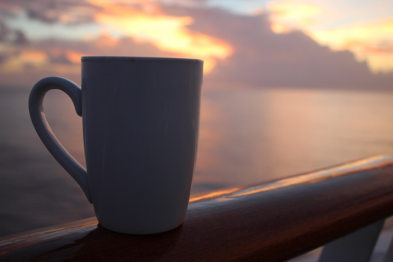 A Day in the Life of a Gold Day Trader: From Pre-Market Prep to Post-Market Review