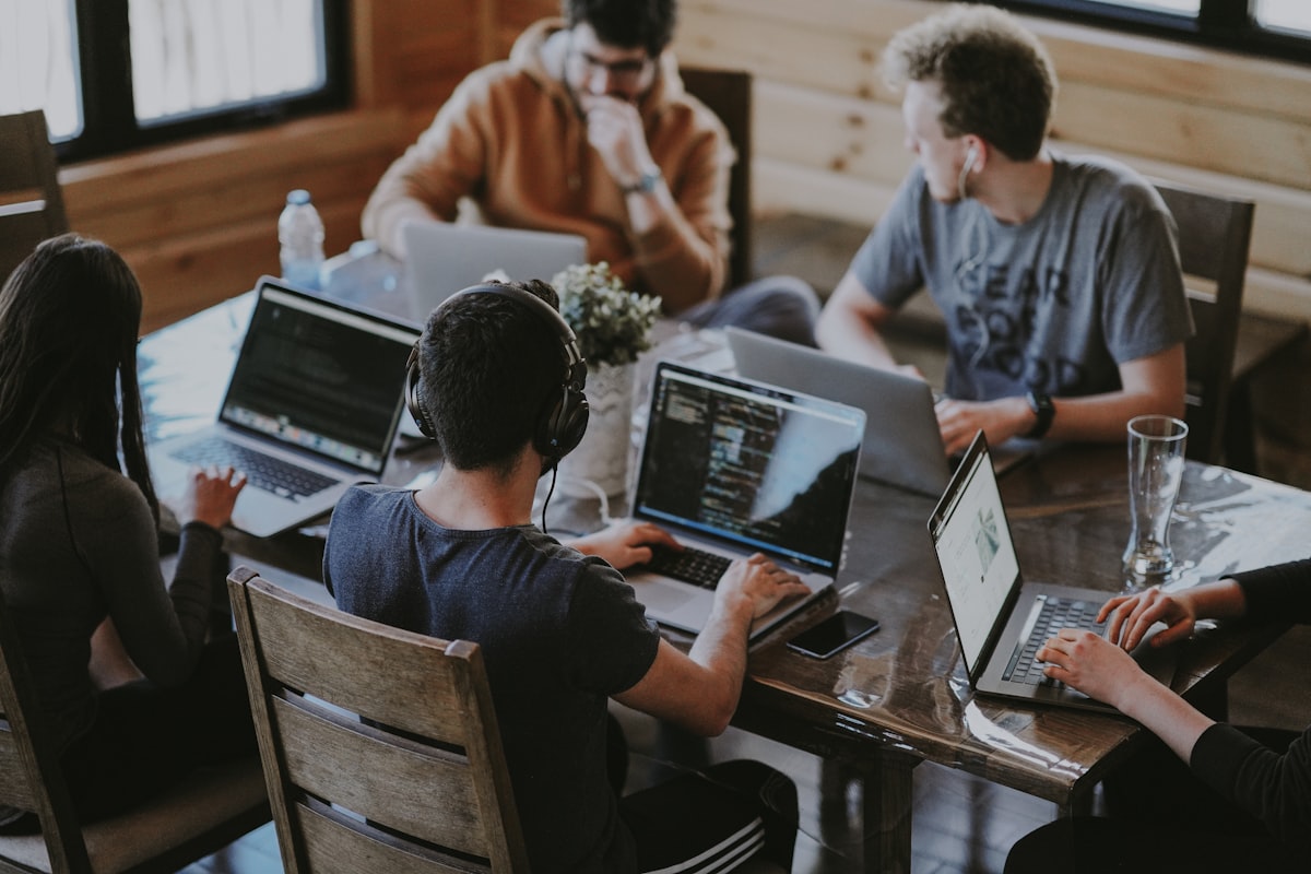 NOW (ServiceNow) Investment Analysis: Enterprise Workflow Monopolist — The Biggest Winner of the AI Agent Era?